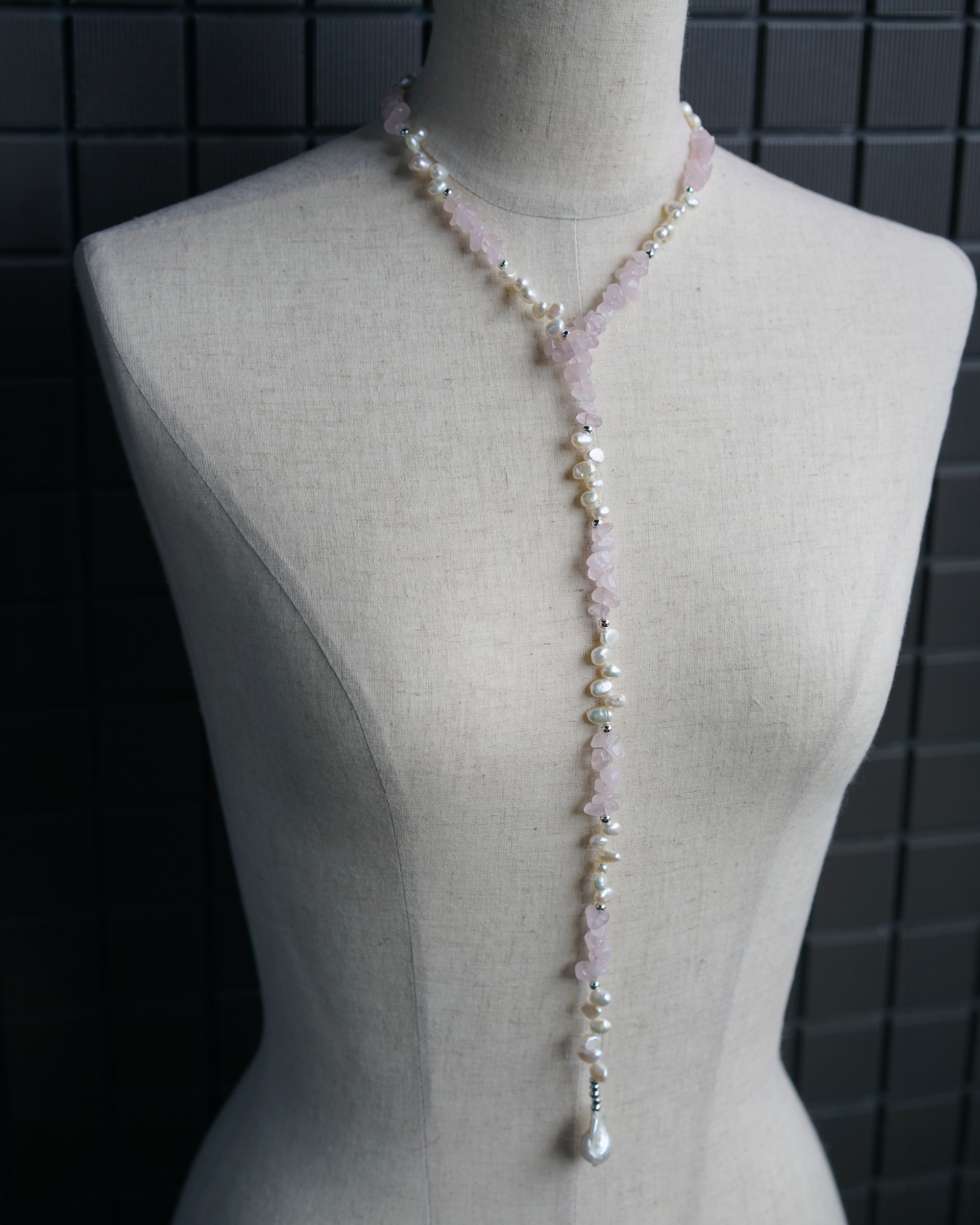 Soft Drift | Rose Quartz & Baroque Pearl 2-Way Long Necklace | Lumefia