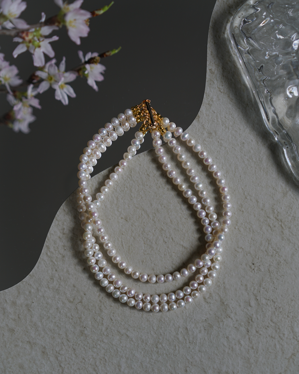 Triple Poise — Pearl Choker
