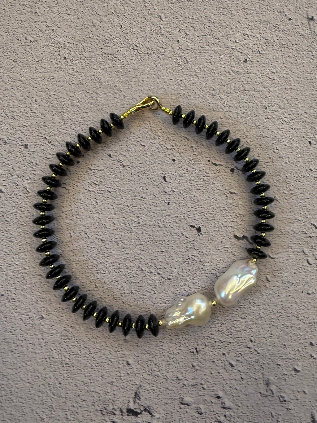 Noir Pearl — Black Agate & Baroque Pearl Choker