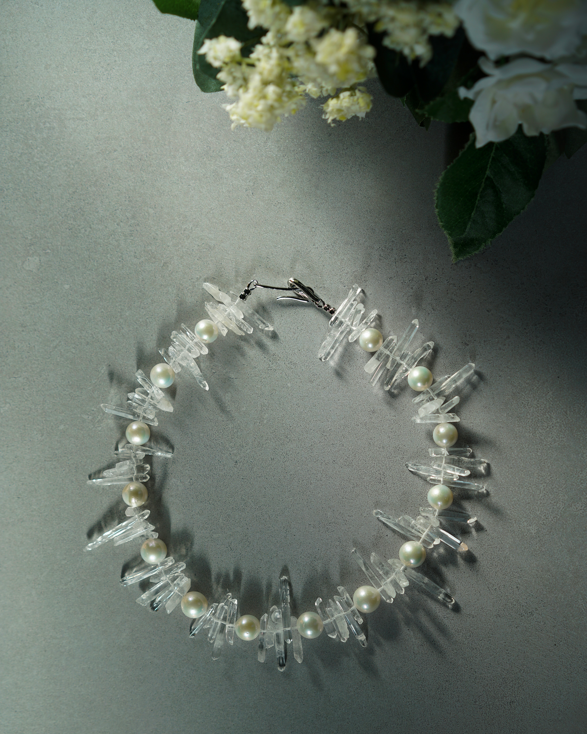 Thorn Halo — Edison Pearl & Quartz Necklace