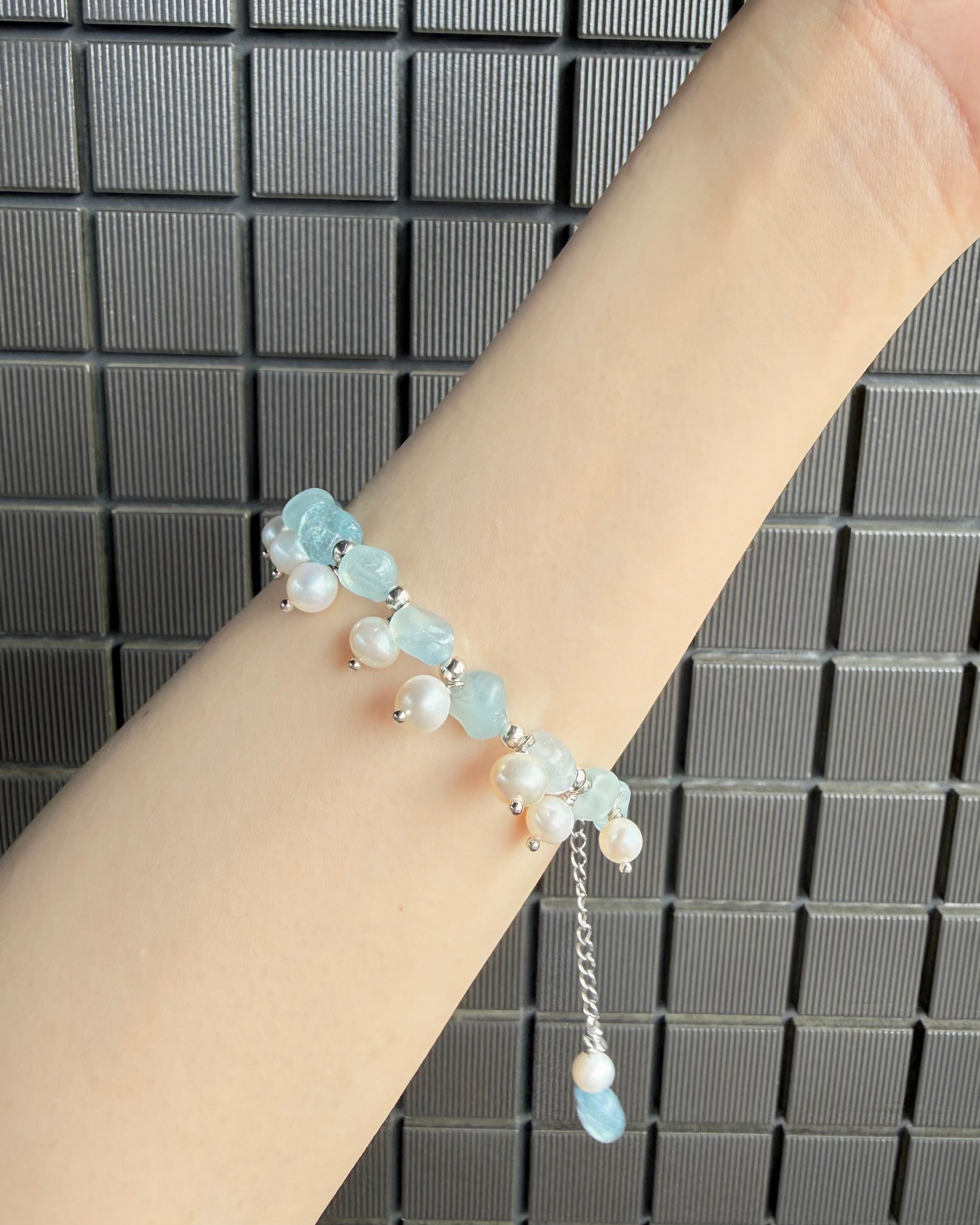 Sea Mist | Aquamarine & Freshwater Pearl Bracelet | Lumefia