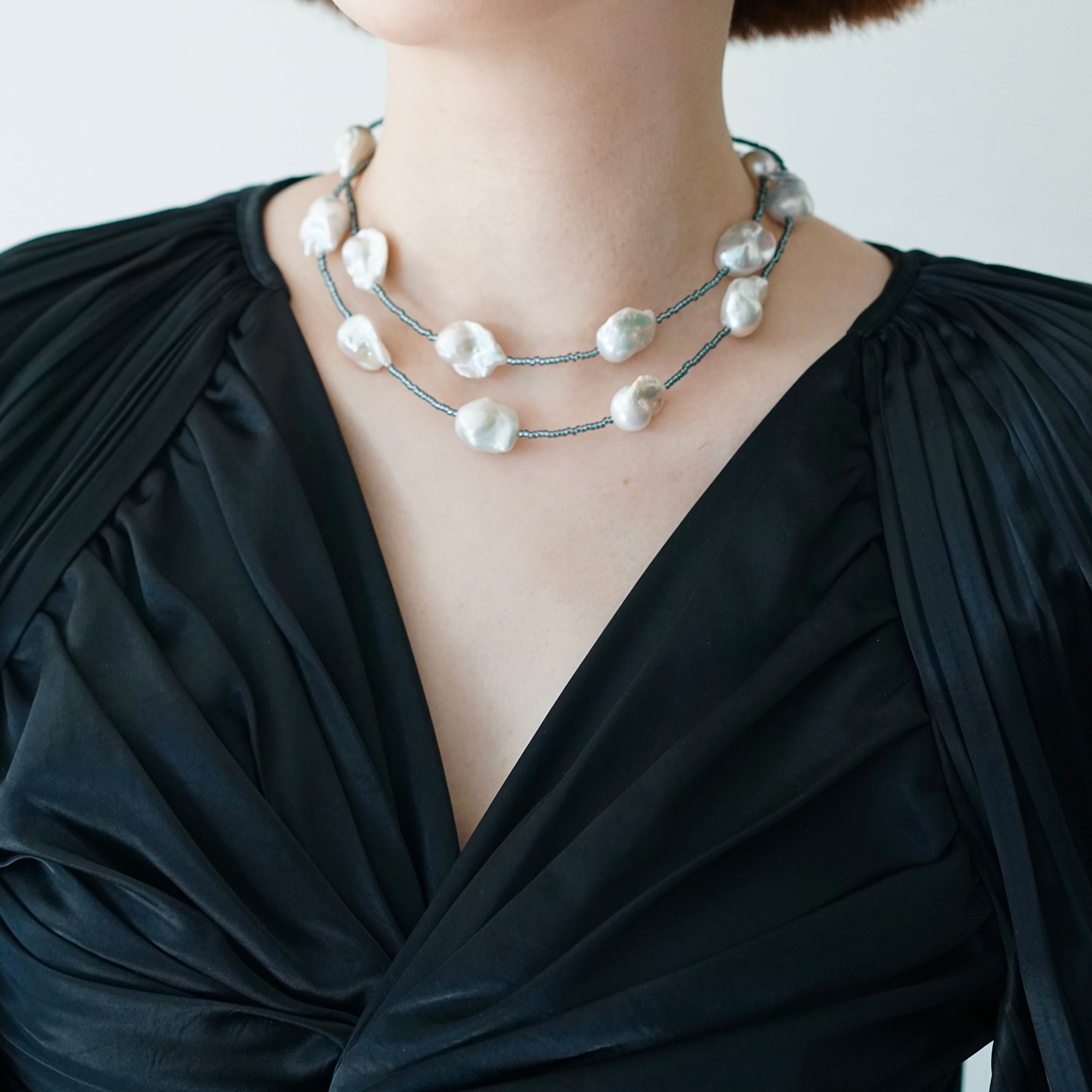 Soft Wave — Silver-blue Baroque Pearl 2-Way Necklace