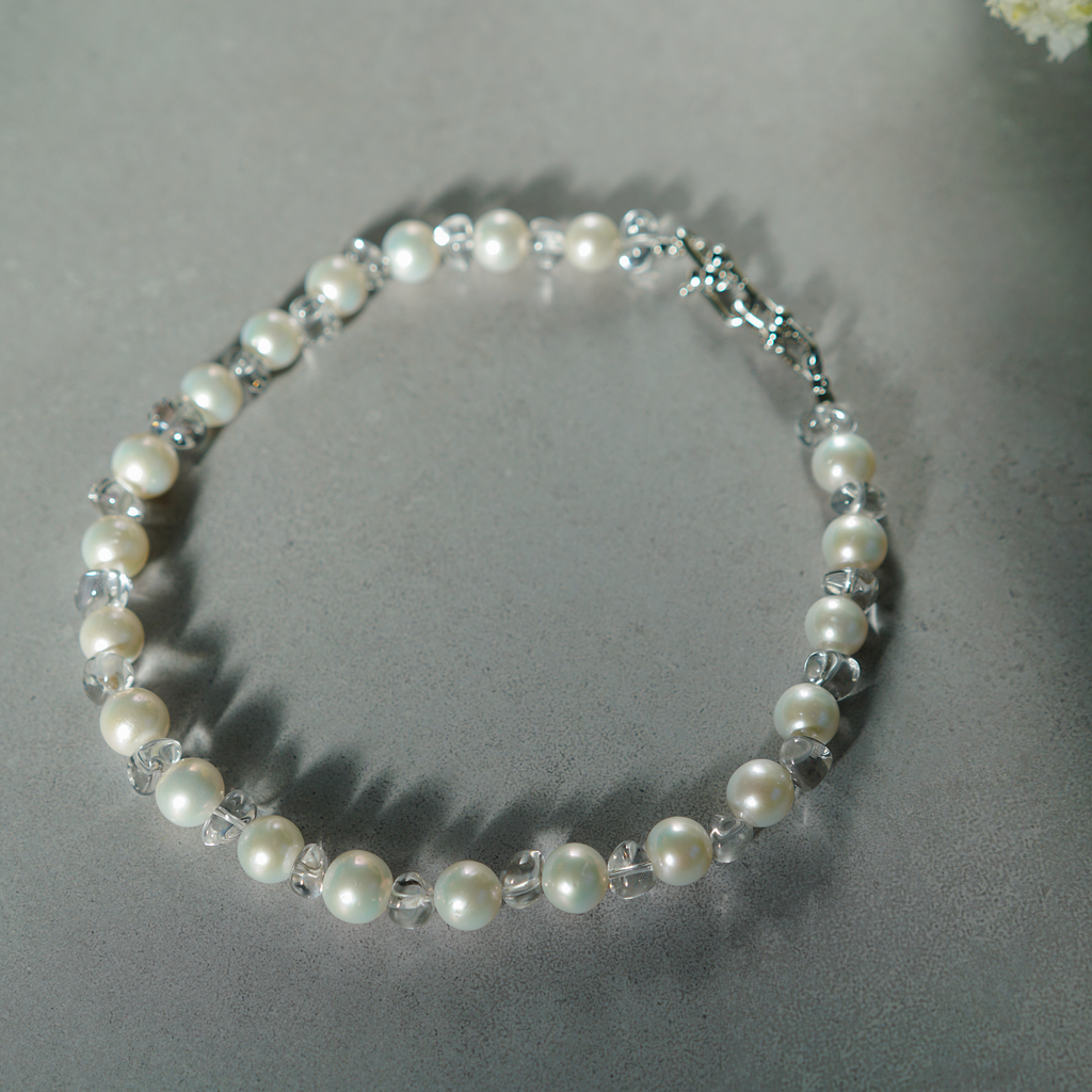 Between Clear & White — Edison Pearl & Quartz Necklace