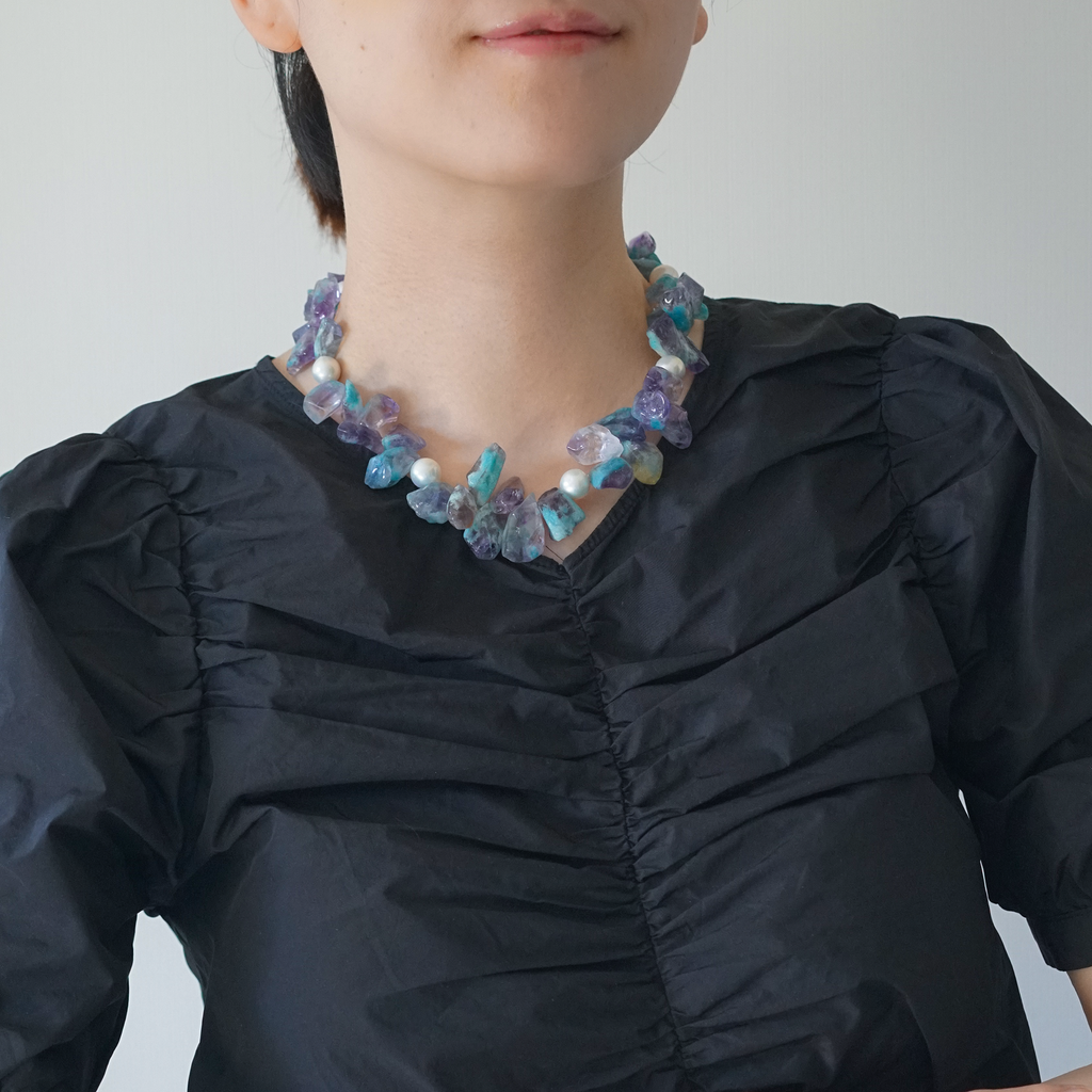 Violet Tide | Blue–Violet Natural Stone & Edison Pearl Necklace | Lumefia