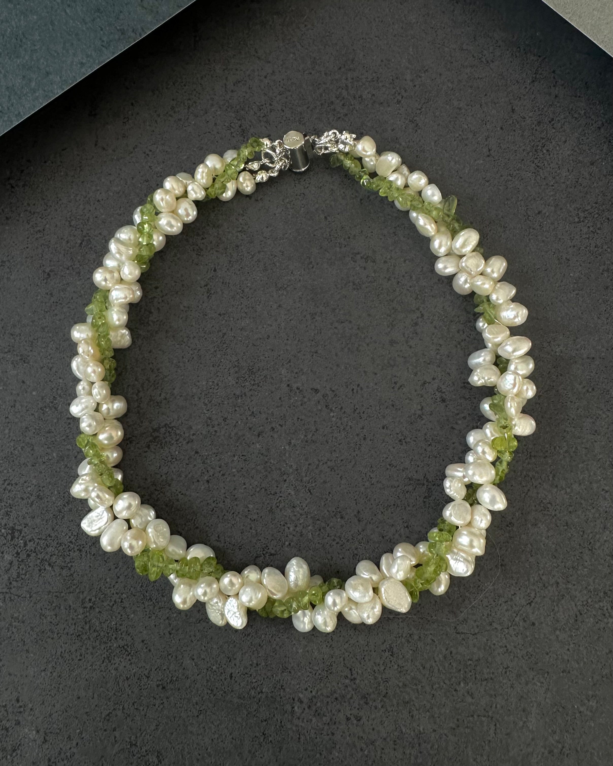 Verdant Murmur — Peridot & Pearl Choker