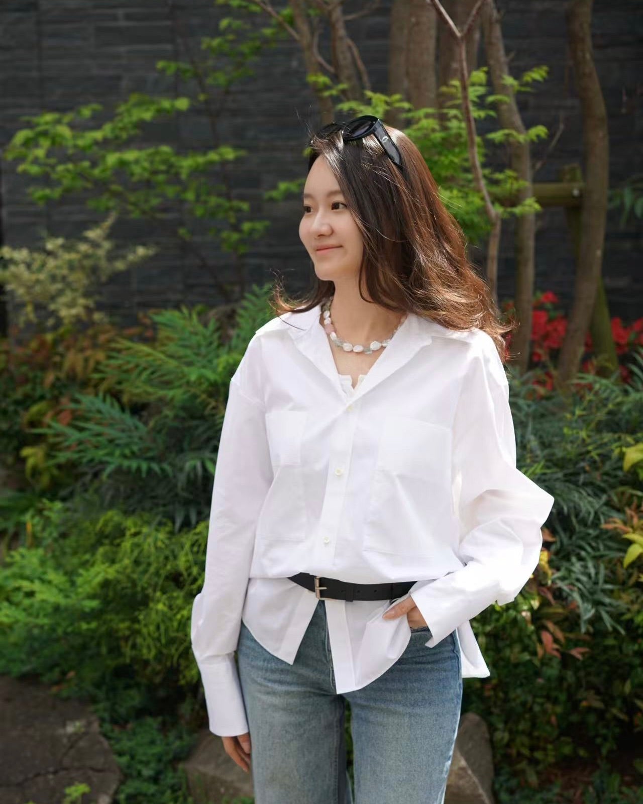 Glow petals — Pearl & Crystal Necklace