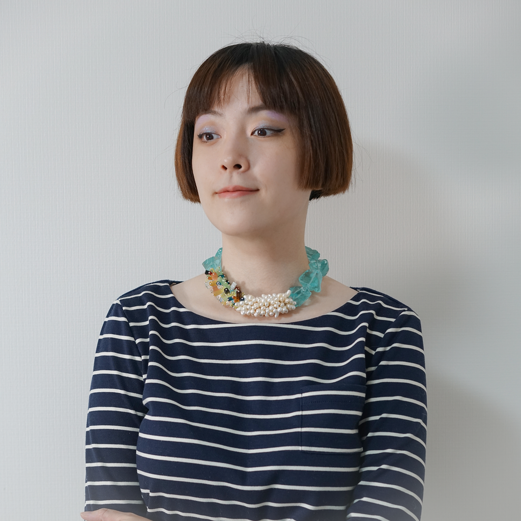 Glass Shore | Pearl and glass Necklace | Lumefia