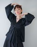 Signal line — Edison Pearl & Shell Necklace